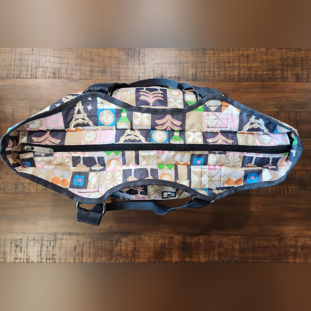 LeSportsac x Disney - Small World "Global Journey" Carryall Tote - Like New - Picture 7 of 11